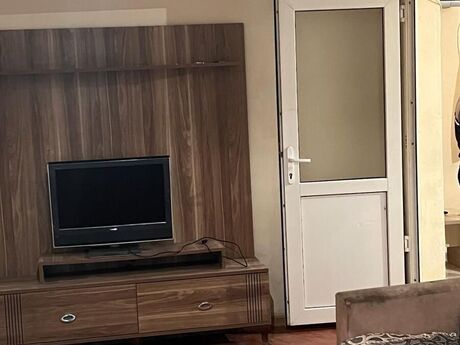 Kirayə 3 otaqlı mənzil, 65 m², Neftçilər: 550 ₼/ay 4