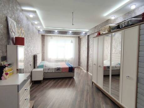 Kirayə 3 otaqlı mənzil, 130 m², Nərimanov: 1 200 ₼/ay 2