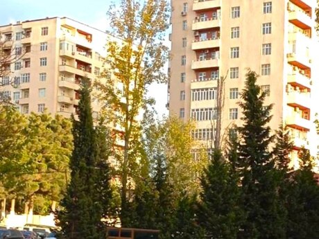 3 otaq · 100 m² · 4/13 mərtəbə, Qara Qarayev