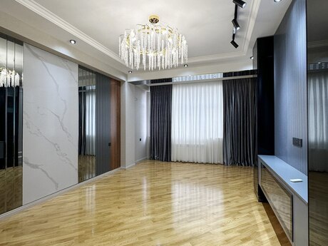 Объявление №6423072 - Баку, м. Кара Караев, 4-комн., 140 м², 14/17 этаж