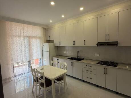 Аренда: 2-комнатная квартира, 80 м², West Town: 1 101 ₼/мес 4
