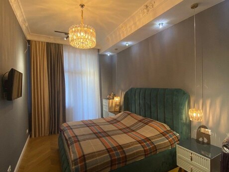 Kirayə 3 otaqlı mənzil, 130 m², Nərimanov: 1 300 ₼/ay 2