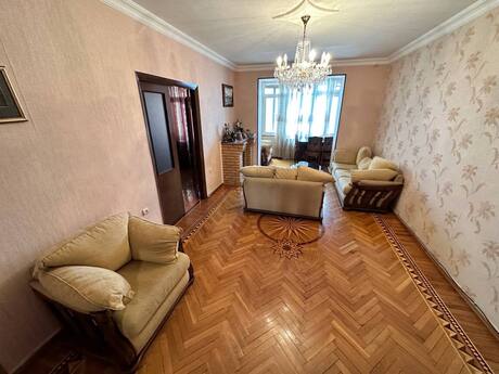 Аренда: 4-комнатная квартира, 100 м², Elmlər Akademiyası: 850 ₼/мес 3