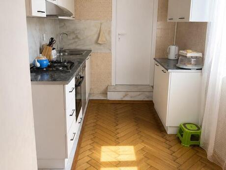 3 otaqlı mənzil, 130 m², İçəri Şəhər: 450 000 ₼ 3