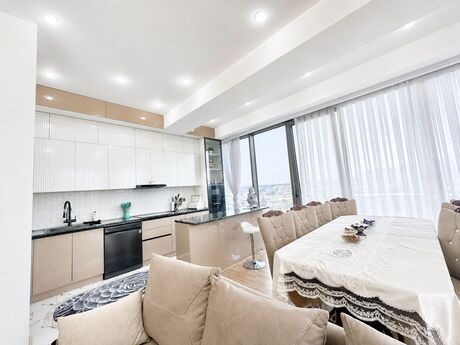 Kirayə 4 otaqlı mənzil, 160 m², Belvedere Residence: 2 500 ₼/ay 4