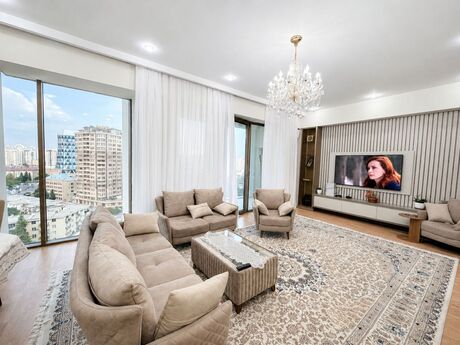 Kirayə 4 otaqlı mənzil, 160 m², Belvedere Residence: 2 500 ₼/ay 3