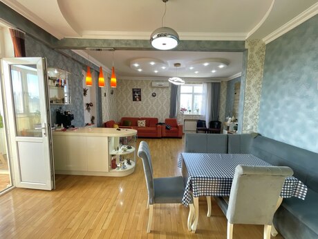 2 otaq · 90 m² · 17/18 mərtəbə, Nizami