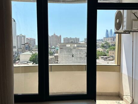 Kirayə 3 otaqlı mənzil, 143 m², Nizami: 1 400 ₼/ay 3