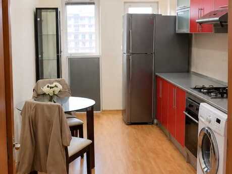 Kirayə 2 otaqlı mənzil, 100 m², İnşaatçılar: 750 ₼/ay 5