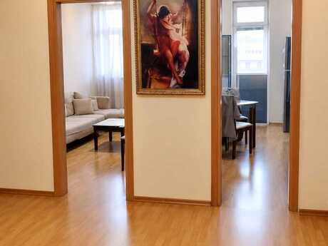 Kirayə 2 otaqlı mənzil, 100 m², İnşaatçılar: 750 ₼/ay 4