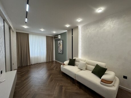 3 otaqlı mənzil, 130 m², Həzi Aslanov: 365 000 ₼ 2