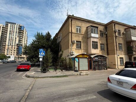 Объявление №6423418 - Баку, м. Элмляр Академиясы, 1-комн., 35 м², 1/3 этаж