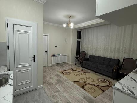 Elan №6423396 - Bakı, Bakıxanov q., 2 otaqlı, 40 m², 1/4 mərtəbə