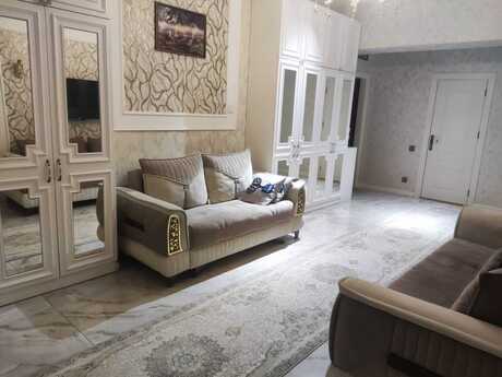 Продаётся 3-комнатная квартира в новостройке, 8-ci mikrorayon, 135 м², 425 000 AZN, фото 5 / 12
