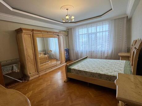 Kirayə 3 otaqlı mənzil, 160 m², 20 Yanvar: 1 000 ₼/ay 5