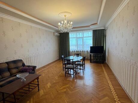 Kirayə 3 otaqlı mənzil, 160 m², 20 Yanvar: 1 000 ₼/ay 3
