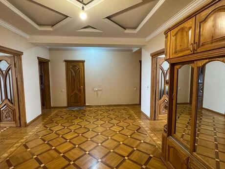 Объявление №6423404 - Баку, м. 20 января, 3-комн., 160 м², 14/17 этаж