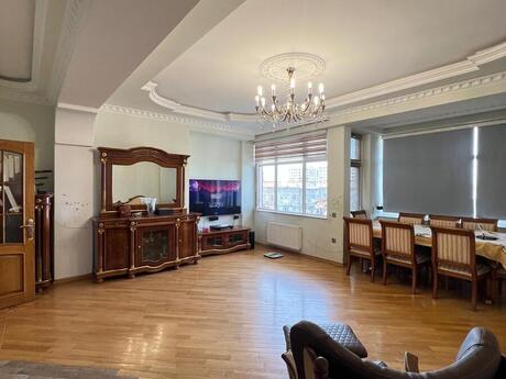 3 otaqlı mənzil, 137 m², Həzi Aslanov: 290 000 ₼ 2