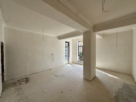 2 otaqlı mənzil, 78 m², 28 May: 200 000 ₼ 4