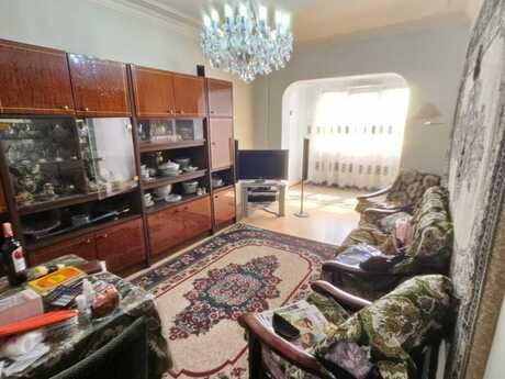 Elan №6423459 - Bakı, Xalqlar Dostluğu m., 4 otaqlı, 110 m², 8/9 mərtəbə