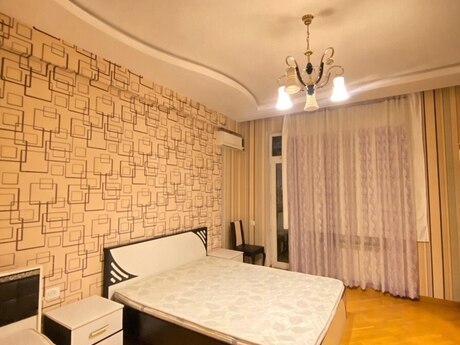 Kirayə 4 otaqlı mənzil, 185 m², Yasamal: 1 150 ₼/ay 4