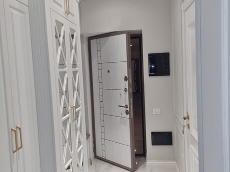 Аренда: 3-комнатная квартира, 150 м², 8 Noyabr: 1 500 ₼/мес 2