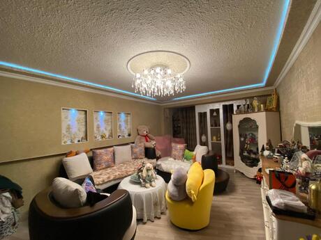 Elan №6423473 - Bakı, Elmlər Akademiyası m., 2 otaqlı, 100 m², 5/9 mərtəbə