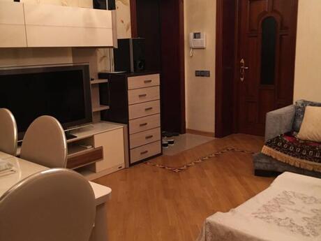 Kirayə 3 otaqlı mənzil, 70 m², Nəriman Nərimanov: 800 ₼/ay 2