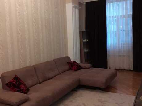2 otaq · 130 m² · 7/19 mərtəbə, 28 May