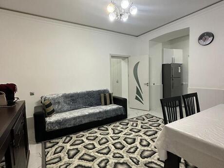 2-room apartment for rent, 69 m², Sahil: 49 ₼/mo 2