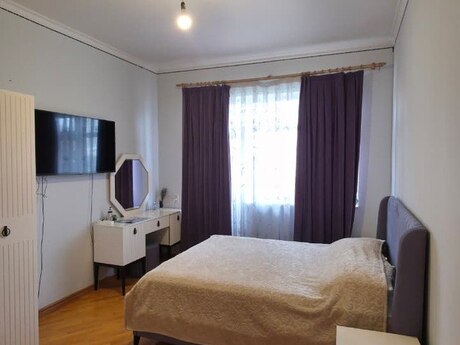 5 otaqlı mənzil, 220 m², Elmlər Akademiyası: 369 000 ₼ 4