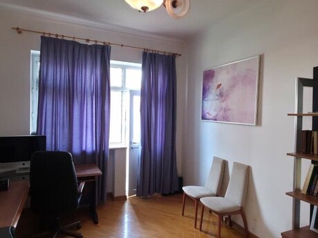 5 otaqlı mənzil, 220 m², Elmlər Akademiyası: 369 000 ₼ 5