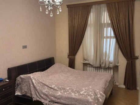 Elan №6423644 - Bakı, Elmlər Akademiyası m., 3 otaqlı, 80 m², 2/5 mərtəbə