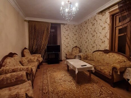 Elan №6423652 - Bakı, Nəriman Nərimanov m., 4 otaqlı, 100 m², 2/5 mərtəbə