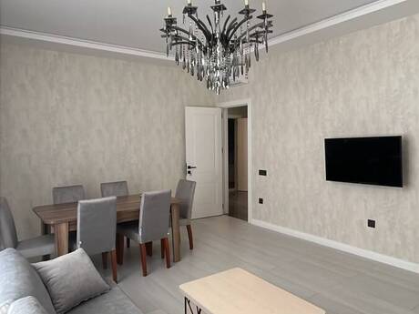 Kirayə 3 otaqlı mənzil, 120 m², Ağ şəhər: 1 000 ₼/ay 2