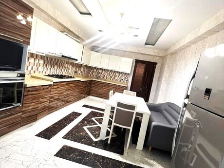 4 otaqlı mənzil, 230 m², Nəsimi: 660 000 ₼ 5