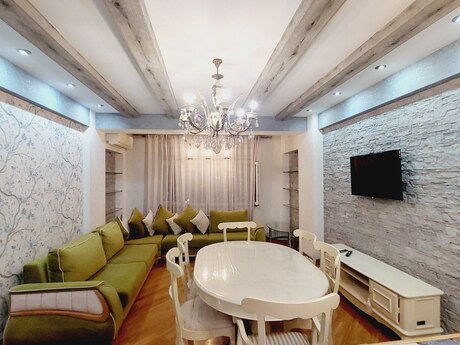 Kirayə 2 otaqlı mənzil, 71 m², Qara Qarayev: 800 ₼/ay 2
