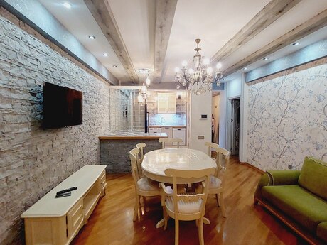 Kirayə 2 otaqlı mənzil, 71 m², Qara Qarayev: 800 ₼/ay 4