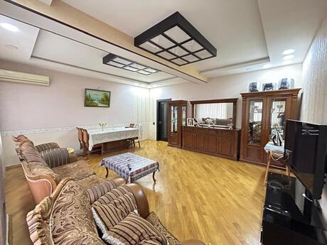 3 otaqlı mənzil, 126 m², Şah İsmayıl Xətai: 305 000 ₼ 2