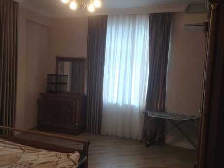 Kirayə 3 otaqlı mənzil, 150 m², 8 Noyabr: 900 ₼/ay 4