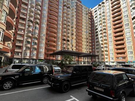 Объявление №6222470 - Баку, пос. Бадамдар, 4-комн., 170 м², 4/18 этаж