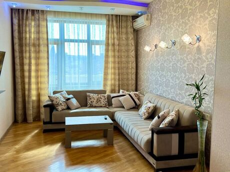 Kirayə 2 otaqlı mənzil, 70 m², 28 May: 1 300 ₼/ay 2