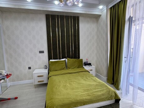 3 otaqlı mənzil, 150 m², Nizami: 550 000 ₼ 3