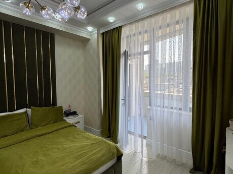 3 otaqlı mənzil, 150 m², Nizami: 550 000 ₼ 5