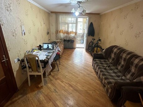 Elan №6423780 - Bakı, İnşaatçılar m., 3 otaqlı, 55 m², 2/5 mərtəbə