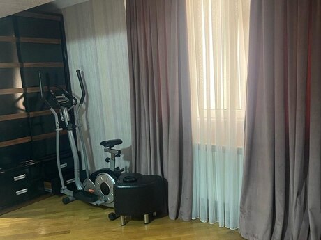 Kirayə 3 otaqlı mənzil, 80 m², Elmlər Akademiyası: 900 ₼/ay 4