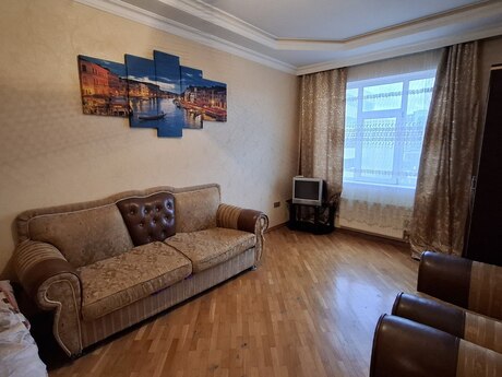 Аренда: 1-комнатная квартира, 55 м², Şah İsmayıl Xətai: 600 ₼/мес 4