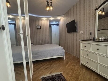 3 otaqlı mənzil, 130 m², Nəriman Nərimanov: 320 000 ₼ 3