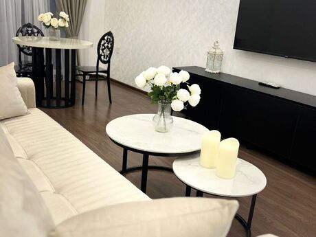 Kirayə 2 otaqlı mənzil, 70 m², Nərimanov: 1 000 ₼/ay 3