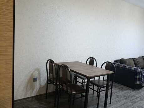 Kirayə 2 otaqlı mənzil, 90 m², İnşaatçılar: 650 ₼/ay 2